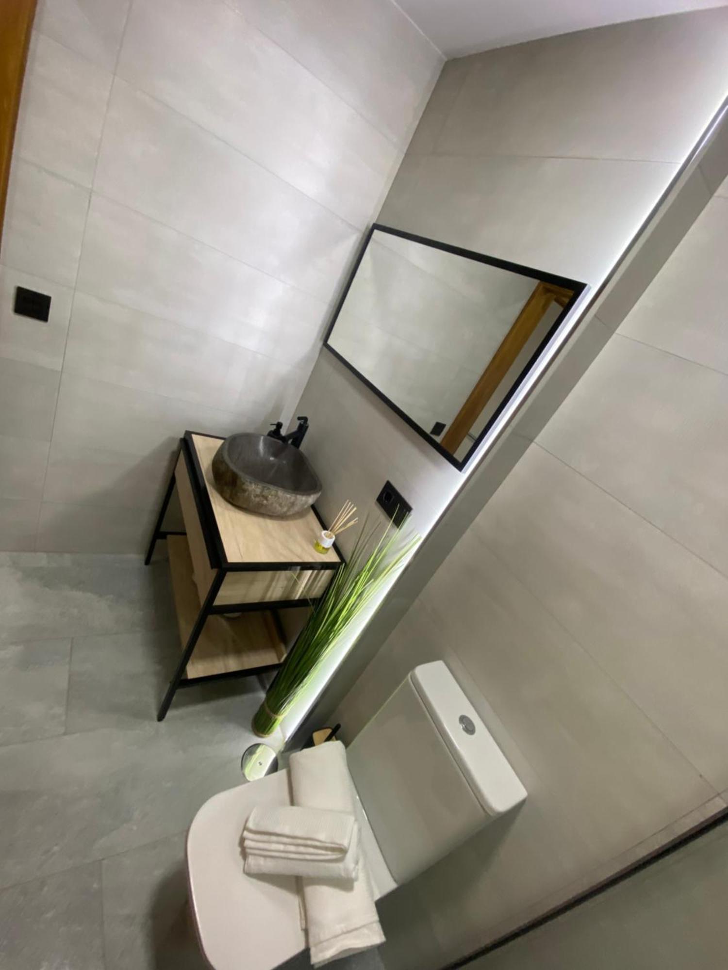 Centrico, Luminoso Y Equipado Apartment Madrid Bagian luar foto