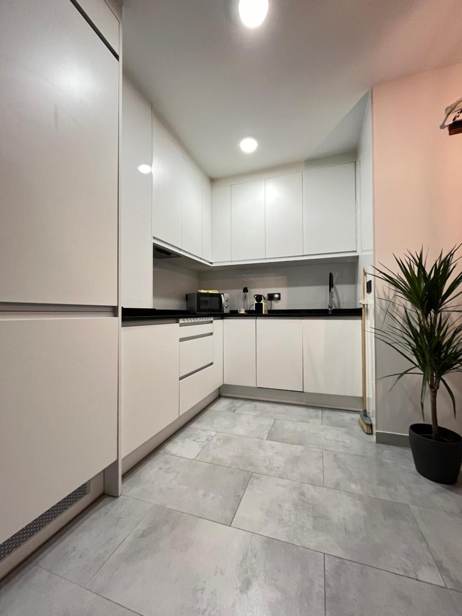 Centrico, Luminoso Y Equipado Apartment Madrid Bagian luar foto