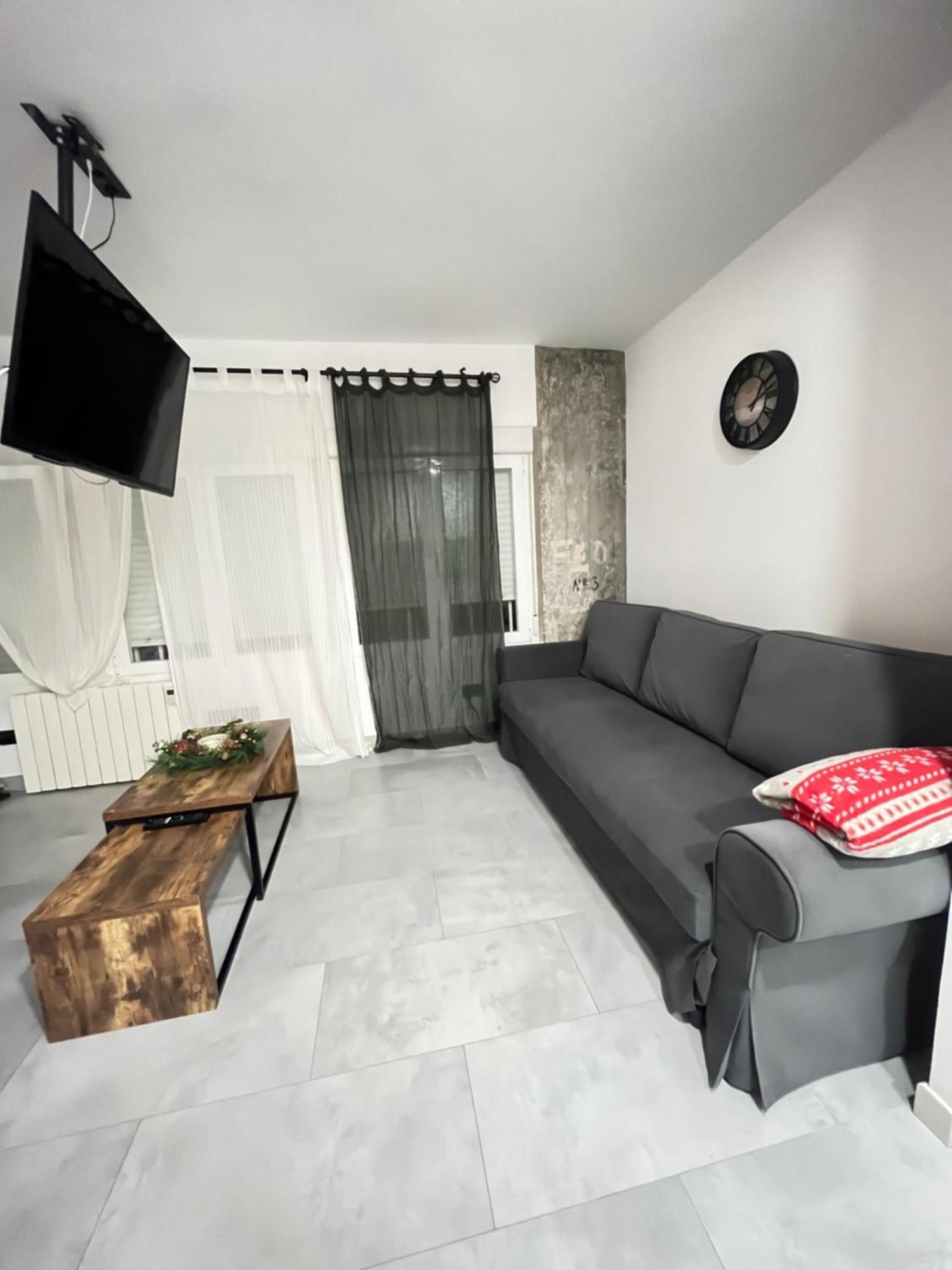 Centrico, Luminoso Y Equipado Apartment Madrid Bagian luar foto